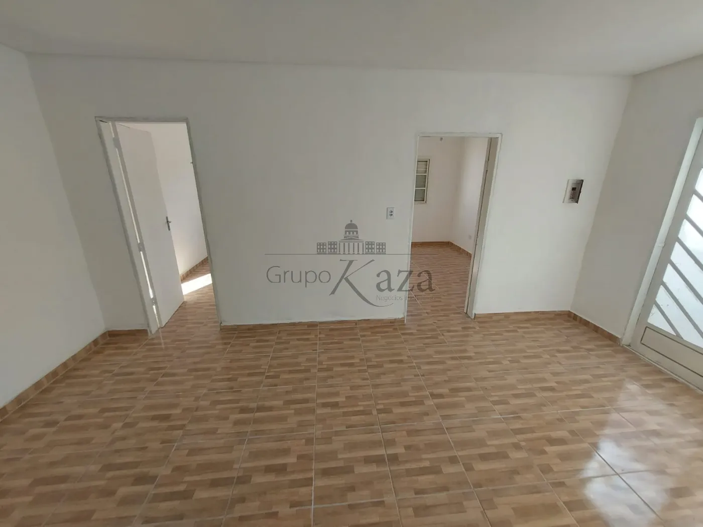 Foto 2 de Casa Padrão em Campo dos Alemães, São José dos Campos - imagem 2