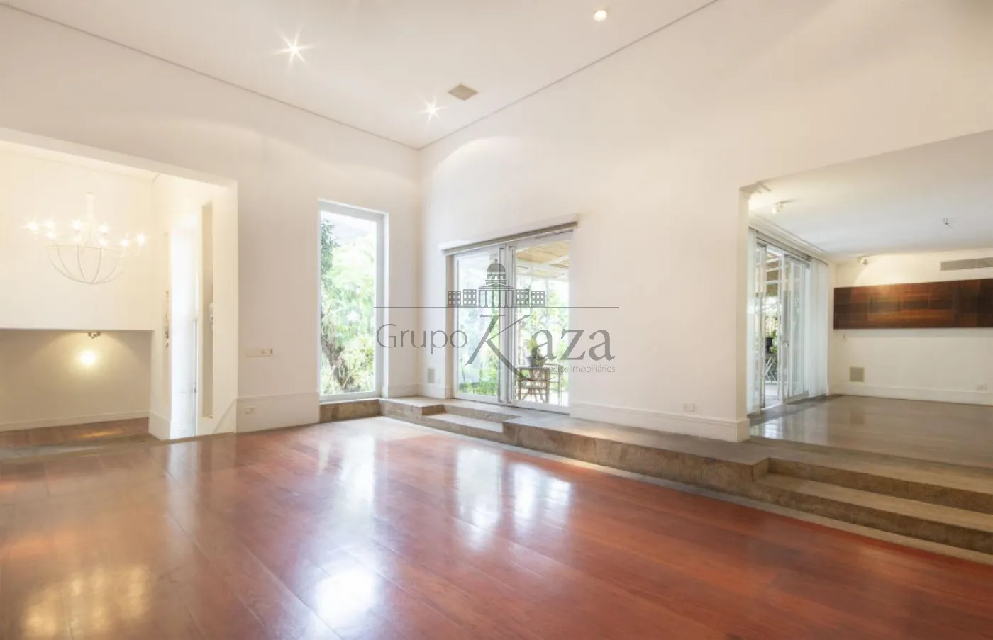 Foto 1 de Casa Padrão em Morumbi, São Paulo - imagem 1