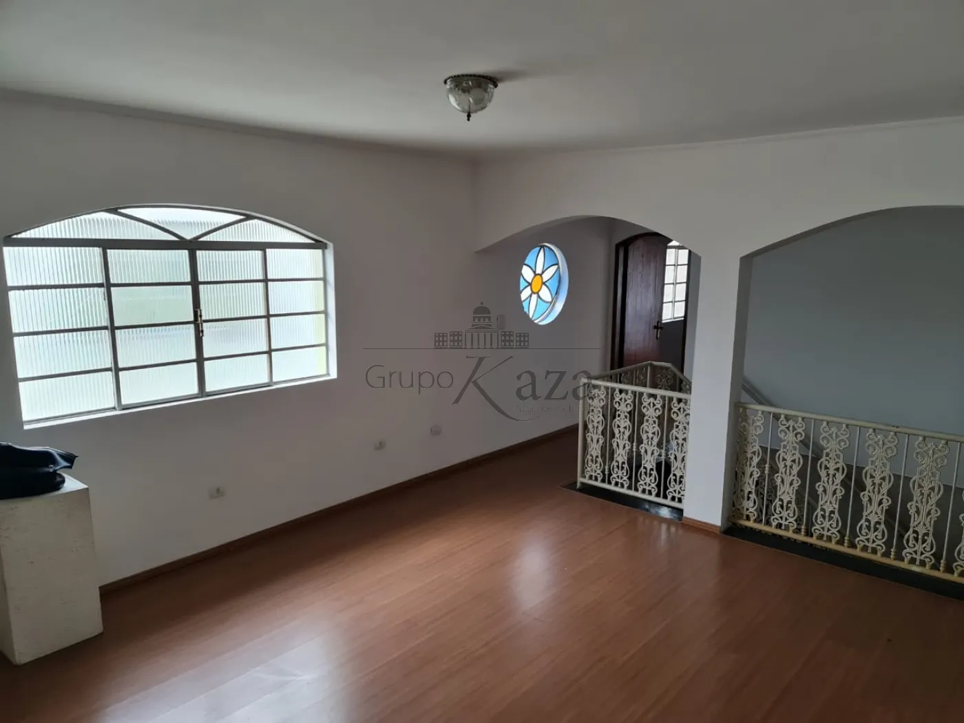 Foto 1 de Casa Sobrado em Bosque dos Eucaliptos, São José dos Campos - imagem 1 Foto 1 de Casa Sobrado em Bosque dos Eucaliptos, São José dos Campos - imagem 1