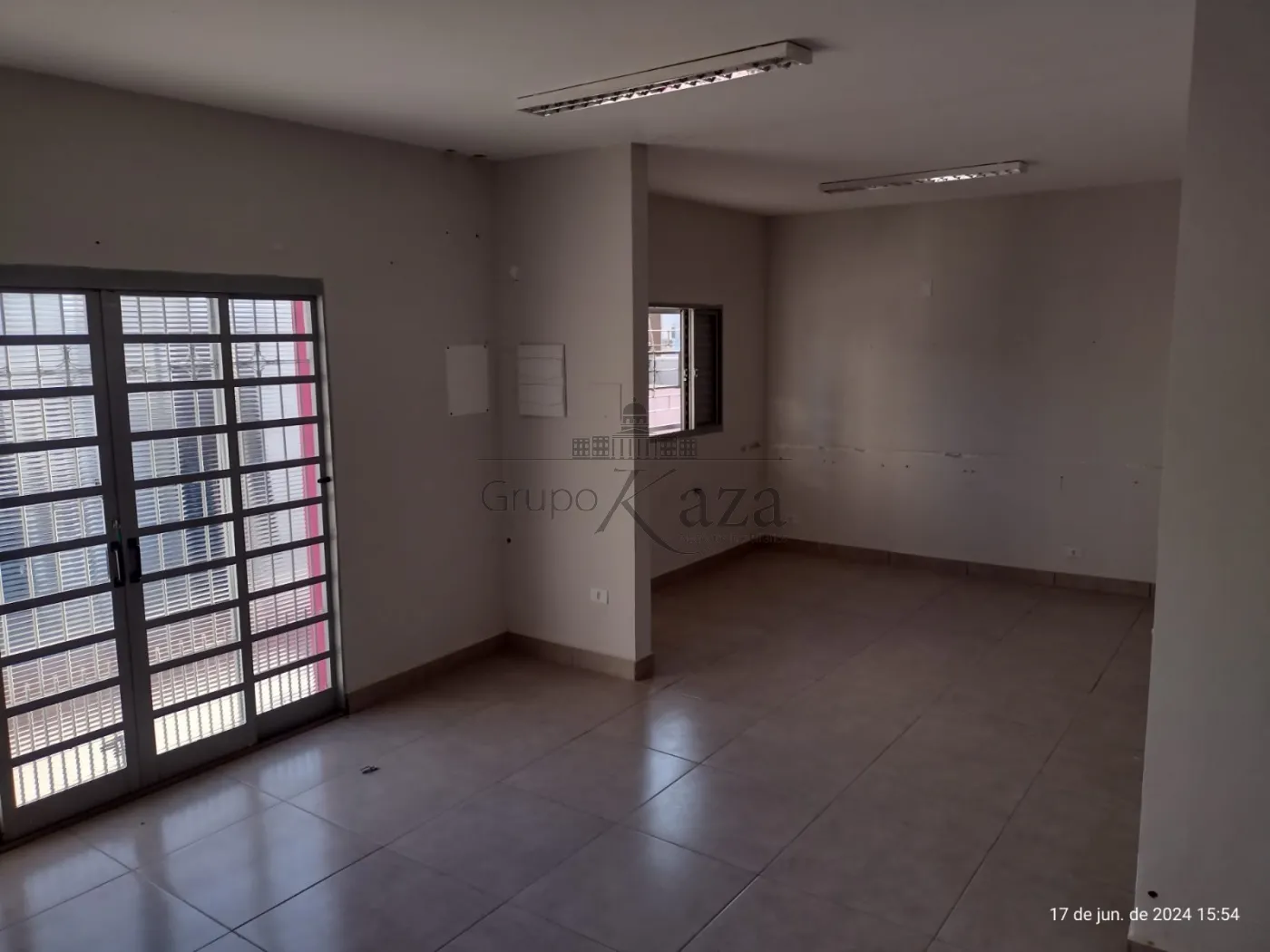 Foto 5 de Comercial Ponto Comercial em Centro, Jacareí - imagem 5