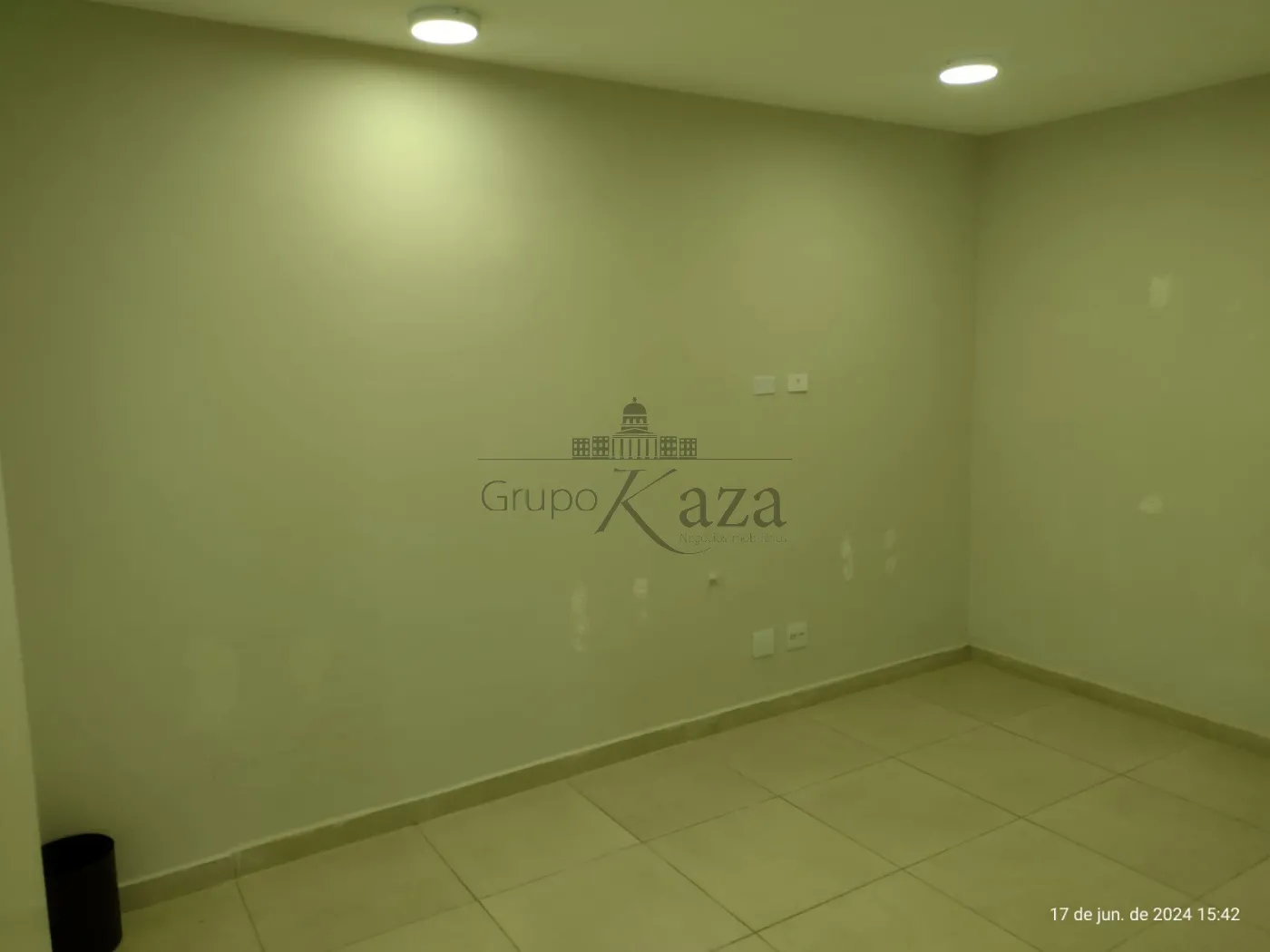 Foto 12 de Comercial Ponto Comercial em Centro, Jacareí - imagem 12