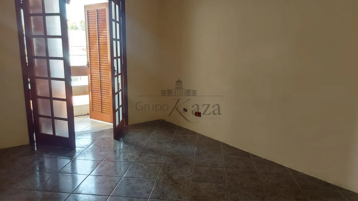 Foto 9 de Casa Sobrado em Parque Industrial, São José dos Campos - imagem 9