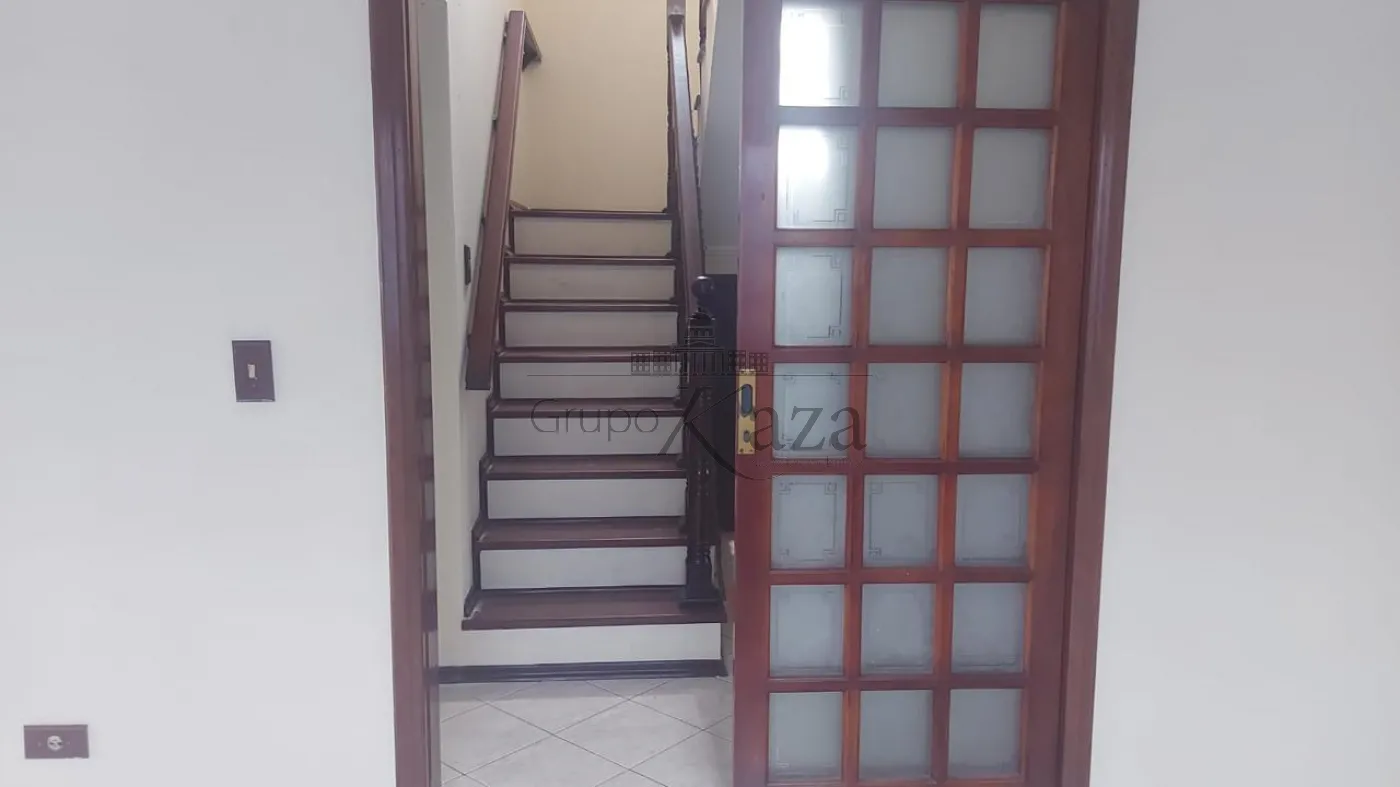 Foto 3 de Casa Sobrado em Parque Industrial, São José dos Campos - imagem 3