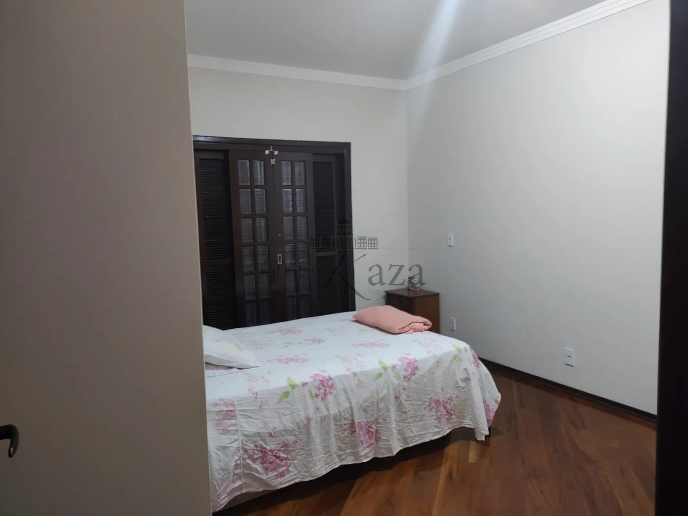 Foto 15 de Casa Sobrado em Jardim Altos de Santana I, Jacareí - imagem 15