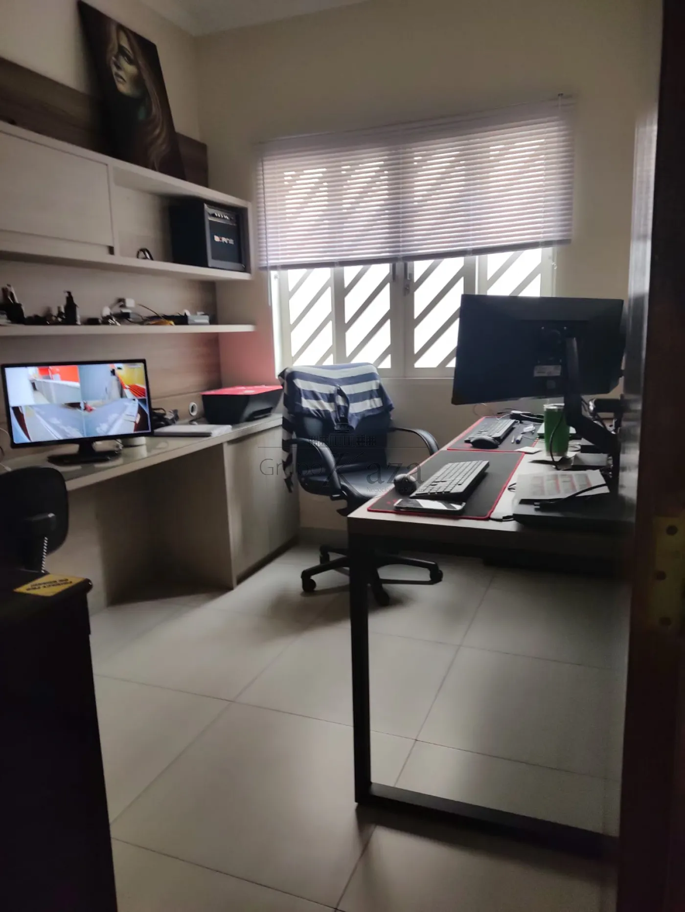 Foto 7 de Casa Sobrado em Jardim Altos de Santana I, Jacareí - imagem 7