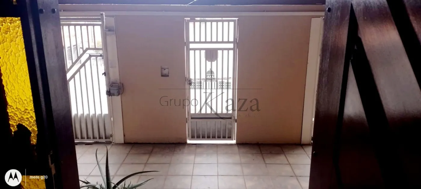 Foto 13 de Casa Padrão em Parque Interlagos, São José dos Campos - imagem 13