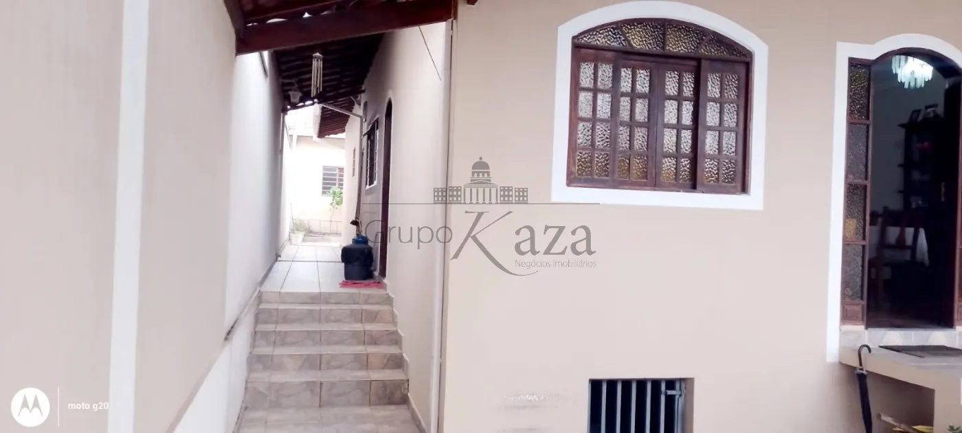 Foto 14 de Casa Padrão em Parque Interlagos, São José dos Campos - imagem 14