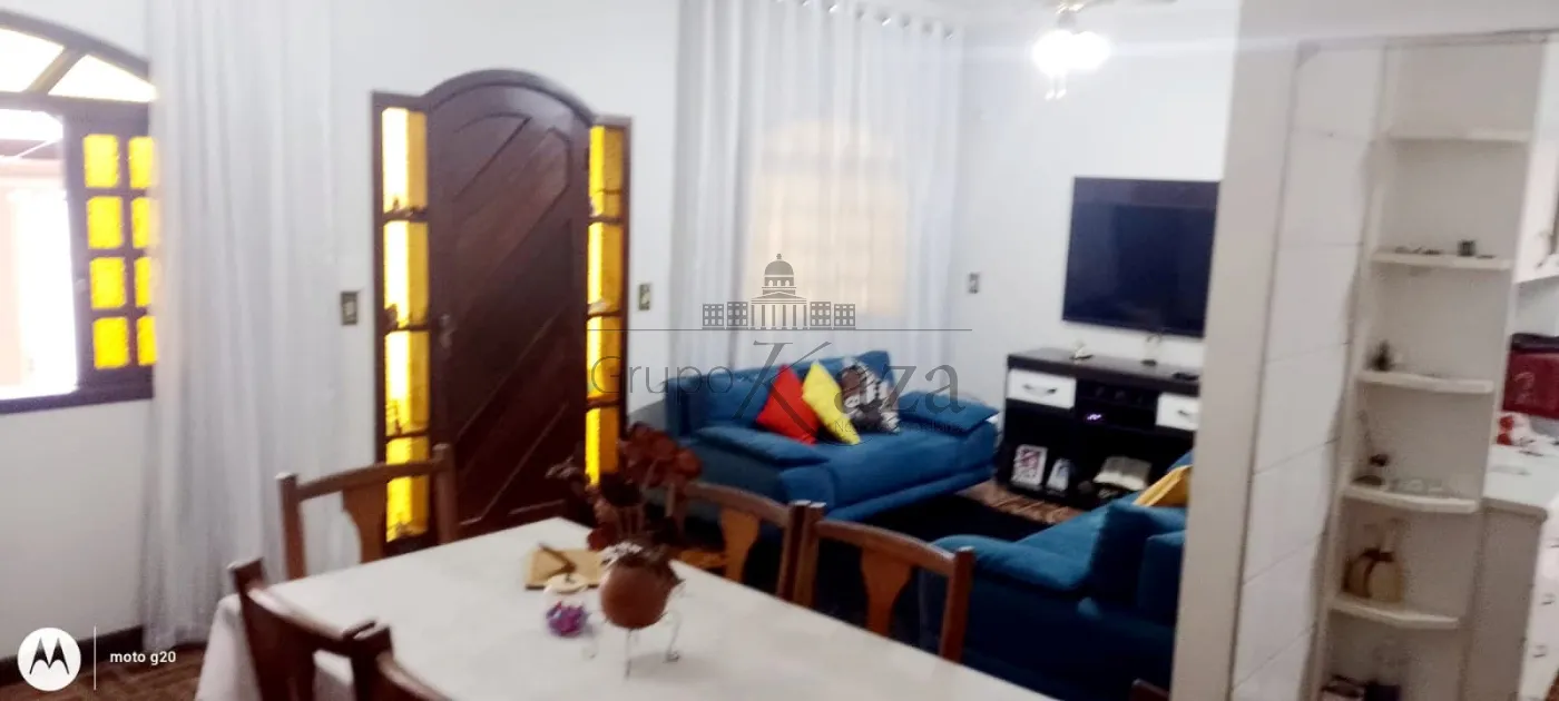 Foto 19 de Casa Padrão em Parque Interlagos, São José dos Campos - imagem 19