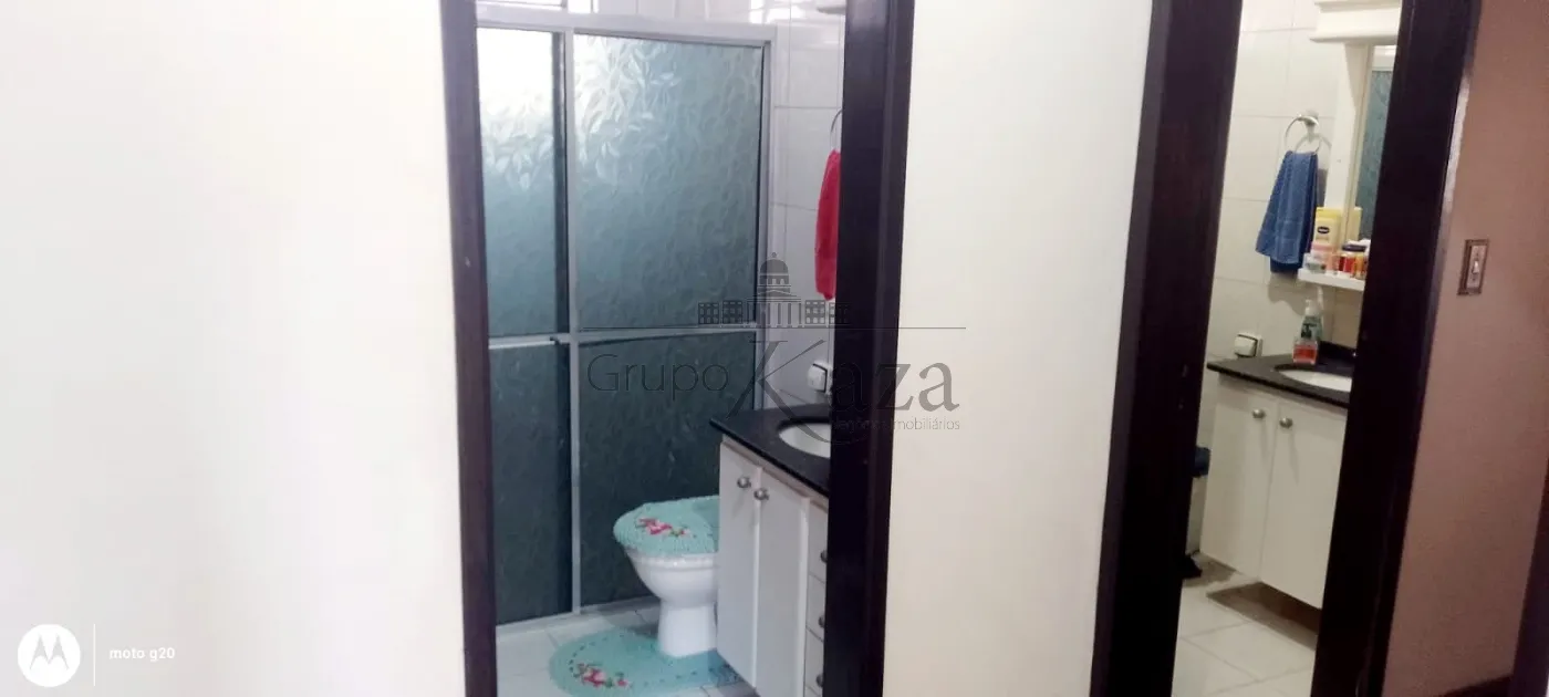 Foto 21 de Casa Padrão em Parque Interlagos, São José dos Campos - imagem 21