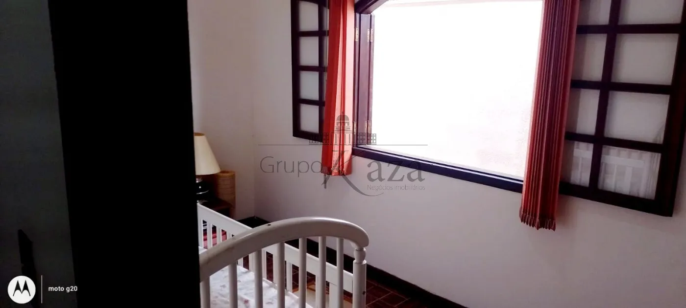 Foto 23 de Casa Padrão em Parque Interlagos, São José dos Campos - imagem 23