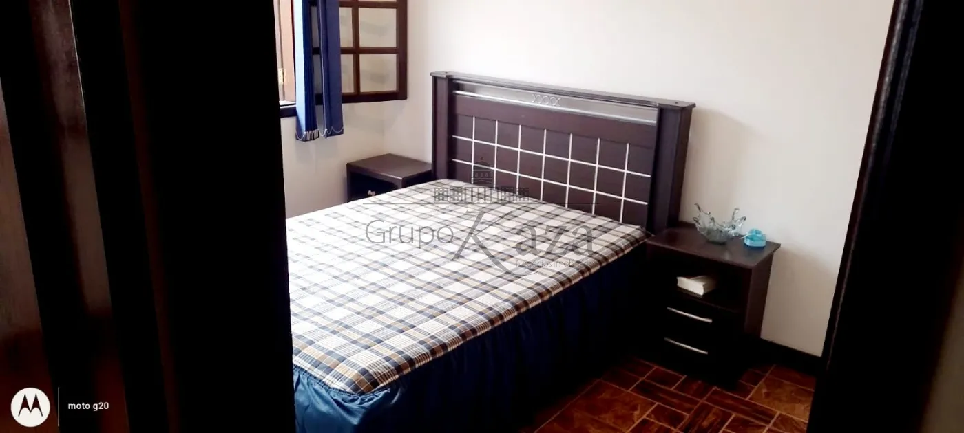 Foto 33 de Casa Padrão em Parque Interlagos, São José dos Campos - imagem 33