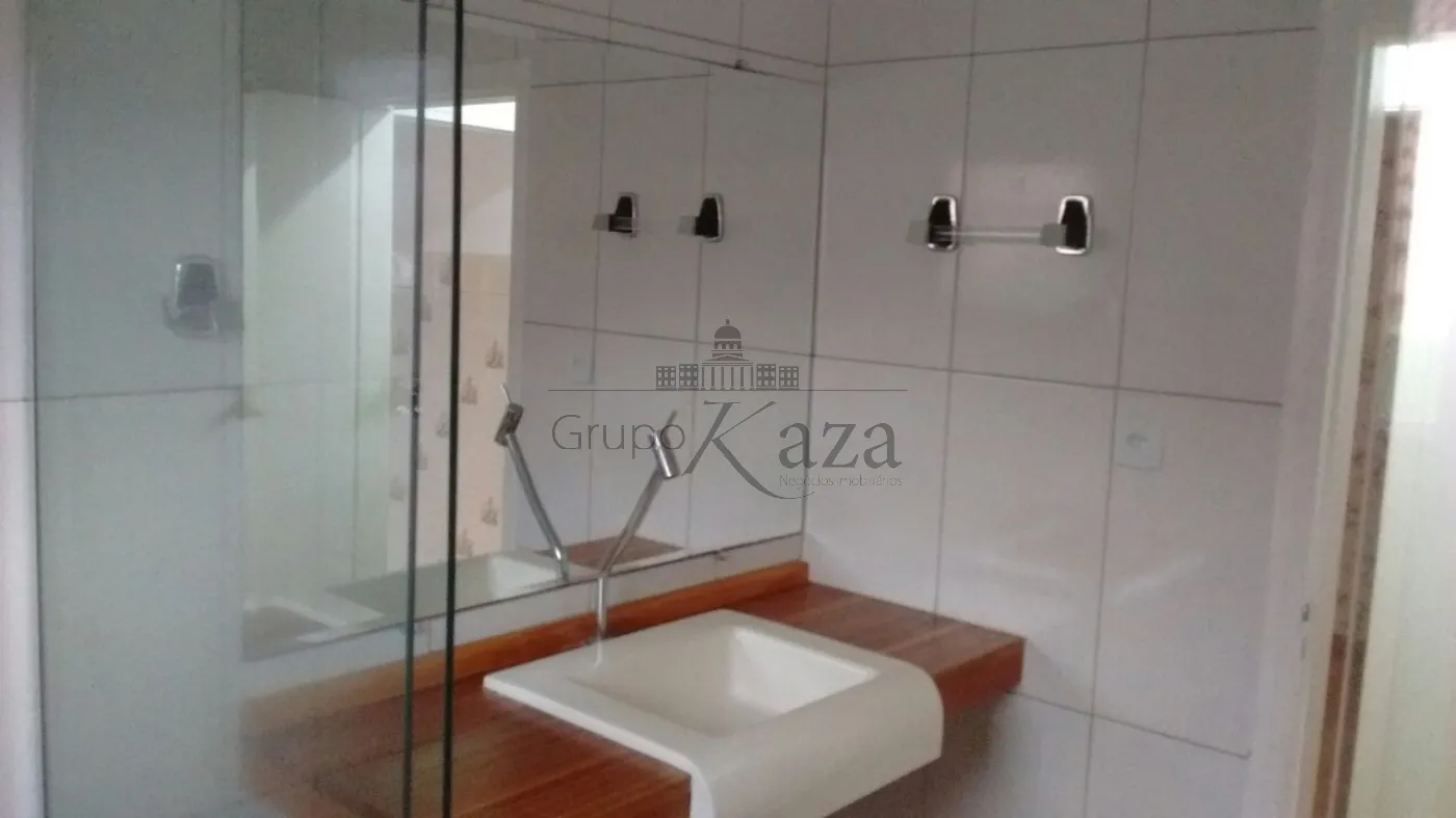 Foto 13 de Casa Térrea em Jardim Santa Inês I, São José dos Campos - imagem 13