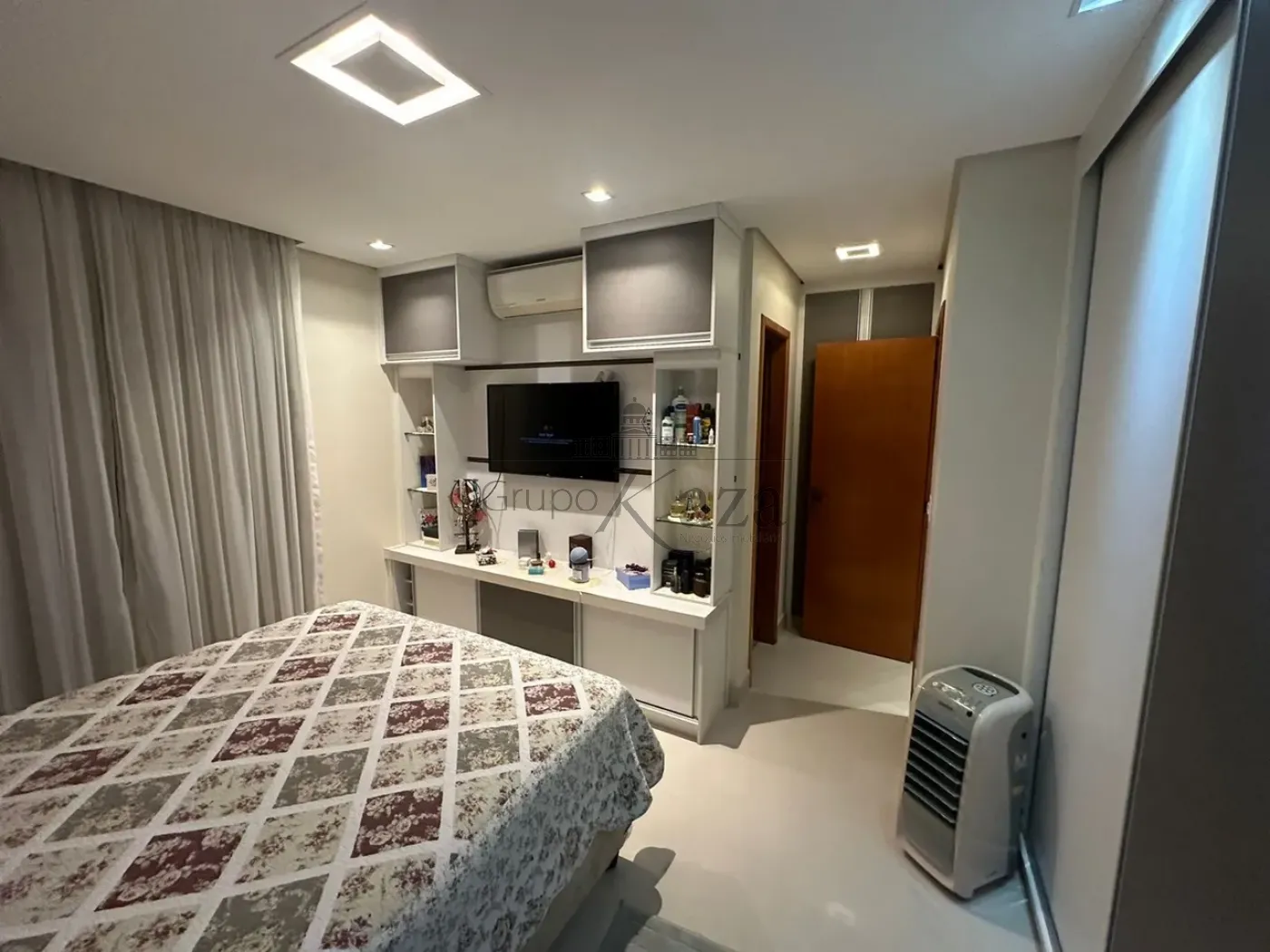 Foto 3 de Apartamento Padrão em Jardim Alvorada, São José dos Campos - imagem 3
