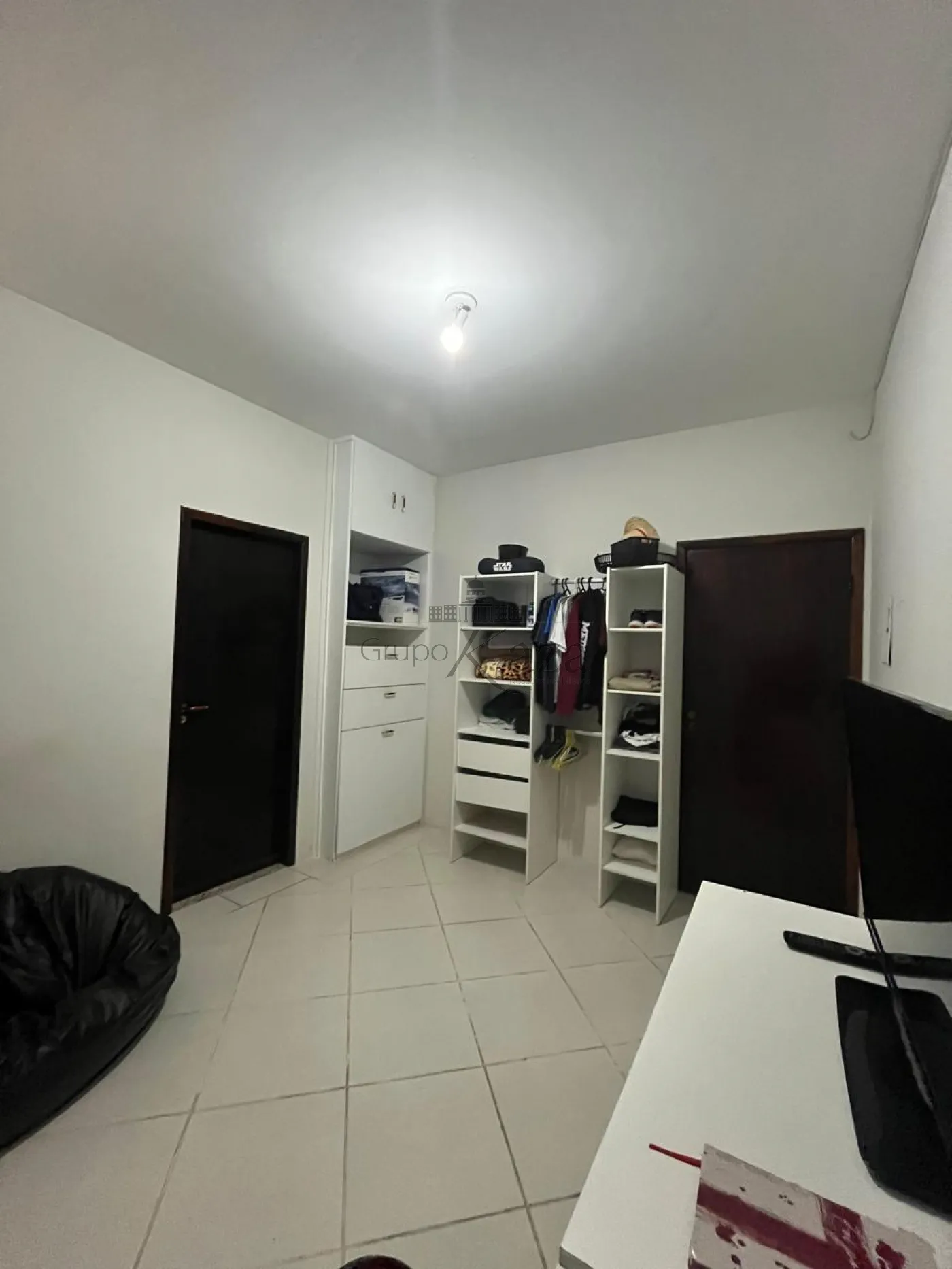 Foto 15 de Casa Sobrado em Jardim das Indústrias, São José dos Campos - imagem 15