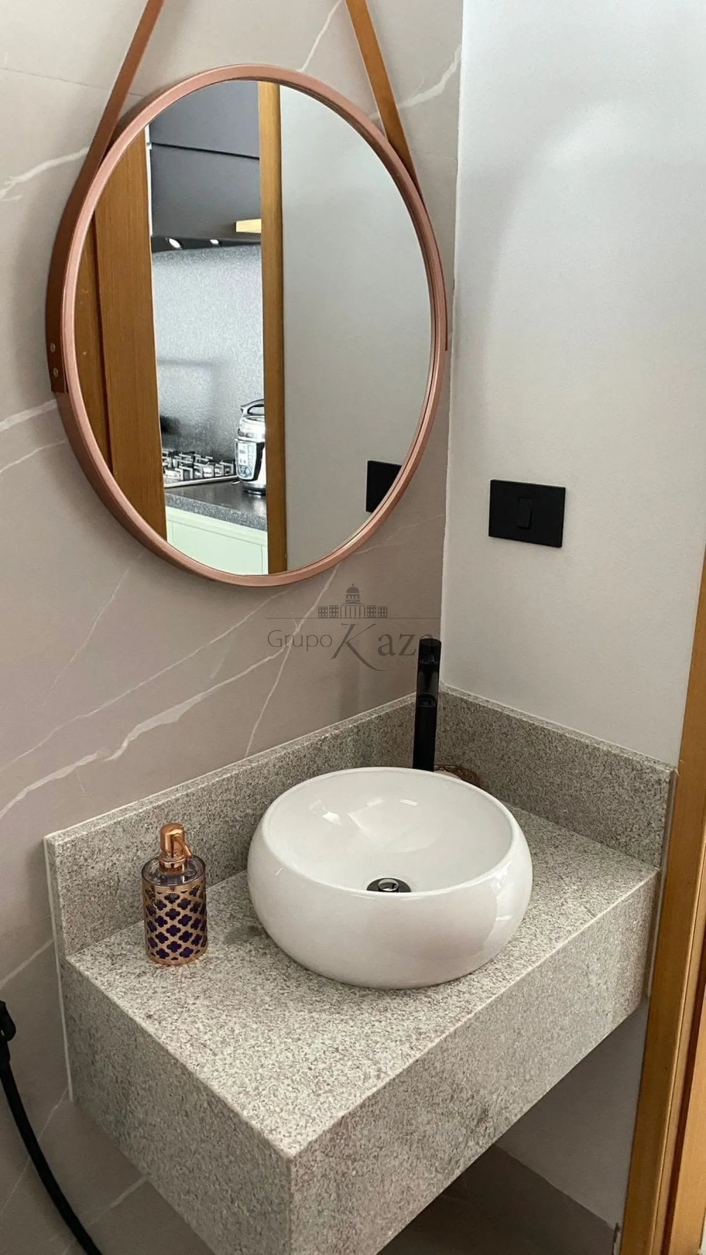Foto 19 de Casa Padrão em Jardim Oriente, São José dos Campos - imagem 19