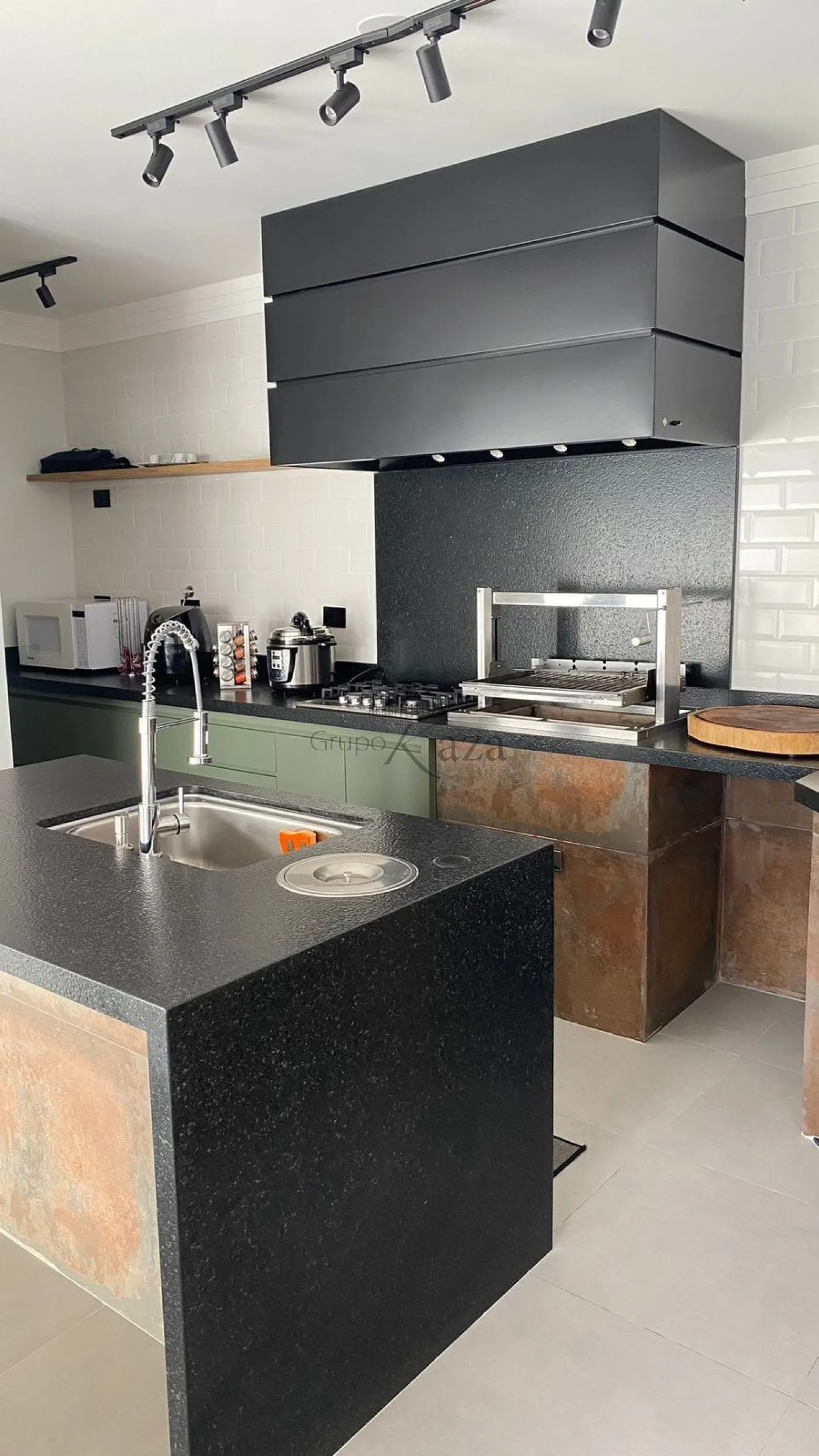 Foto 12 de Casa Padrão em Jardim Oriente, São José dos Campos - imagem 12