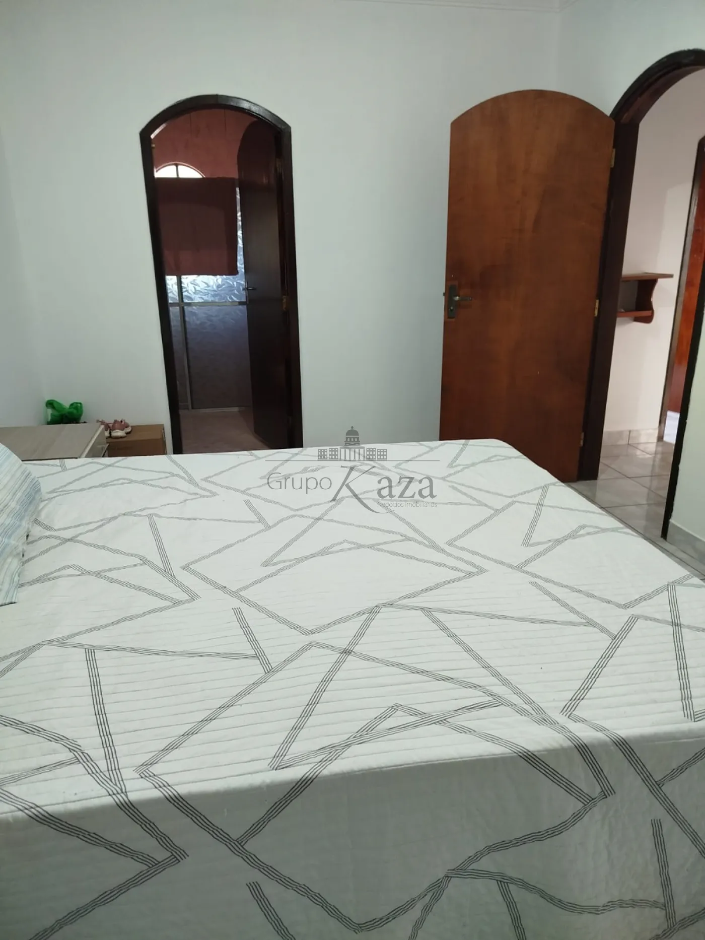 Foto 6 de Casa Padrão em Vila Tesouro, São José dos Campos - imagem 6