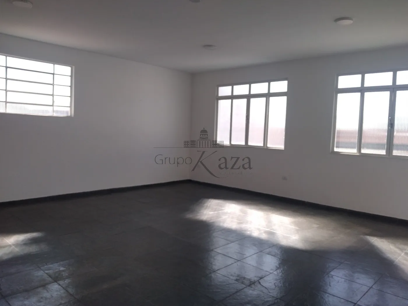 Foto 2 de Comercial Prédio em Jardim Satélite, São José dos Campos - imagem 2