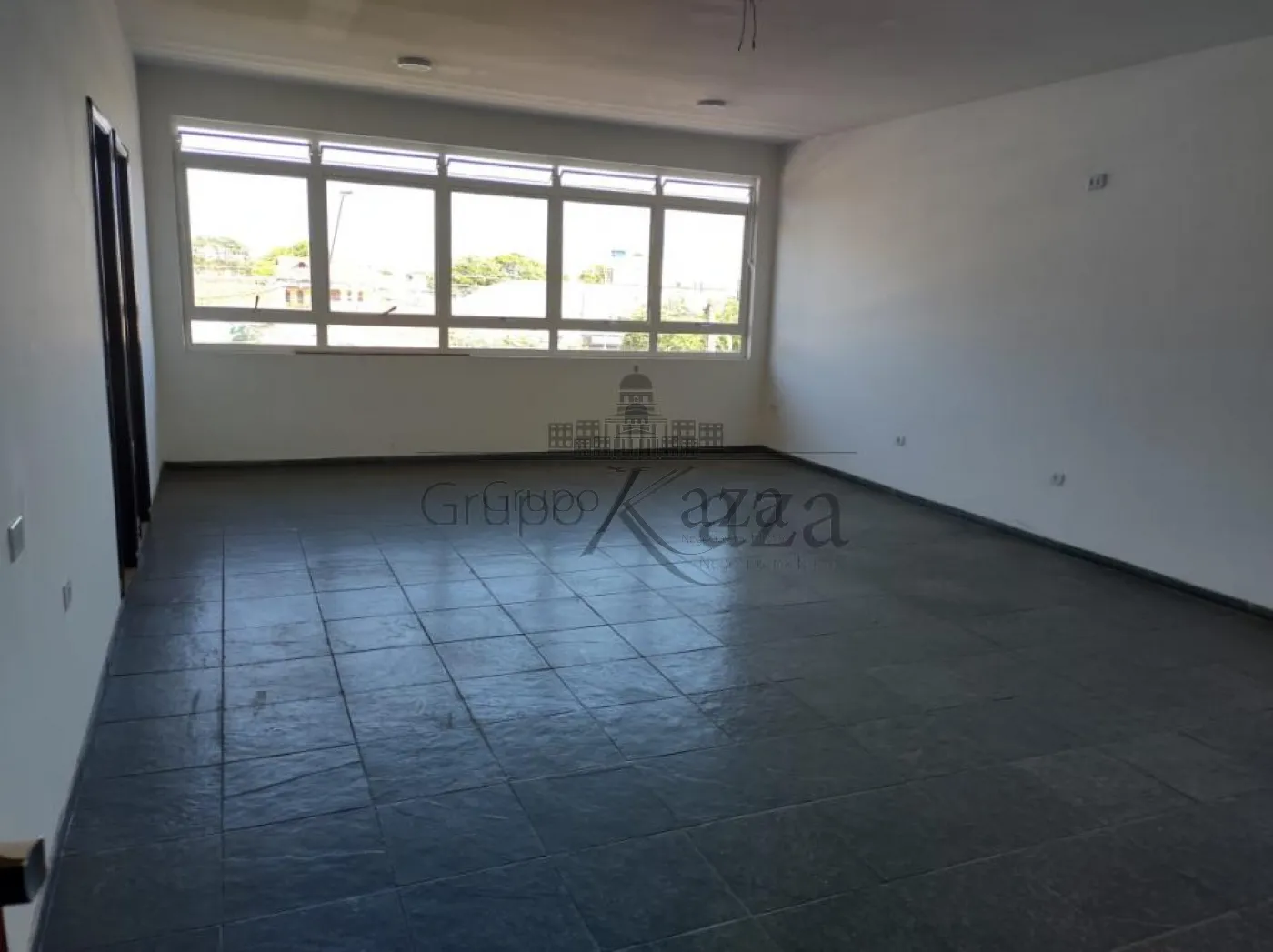 Foto 1 de Comercial Prédio em Jardim Satélite, São José dos Campos - imagem 1