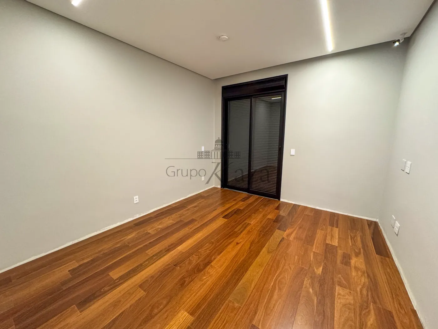 Foto 28 de Casa Condomínio em Condomínio Chácara Serimbura, São José dos Campos - imagem 28