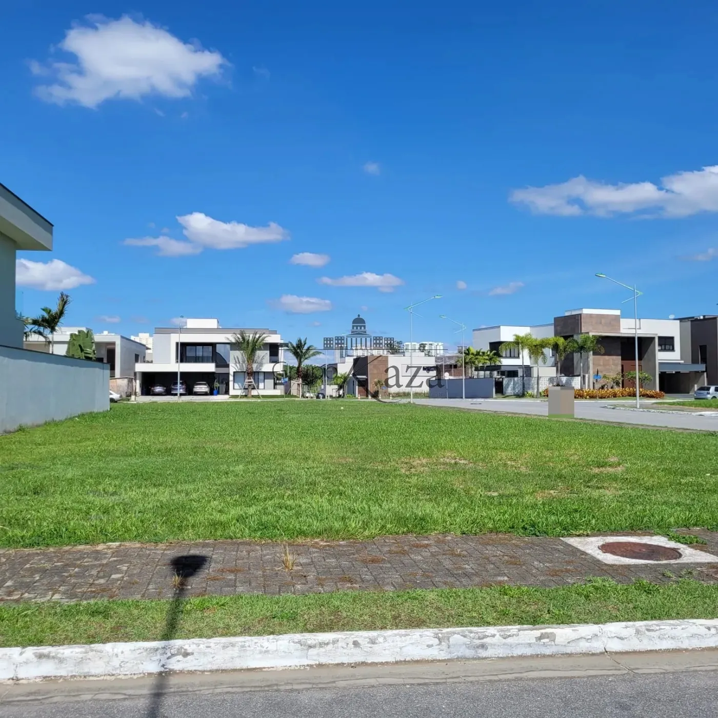 Foto 1 de Terreno Condomínio em Jardim do Golfe, São José dos Campos - imagem 1 Foto 1 de Terreno Condomínio em Jardim do Golfe, São José dos Campos - imagem 1