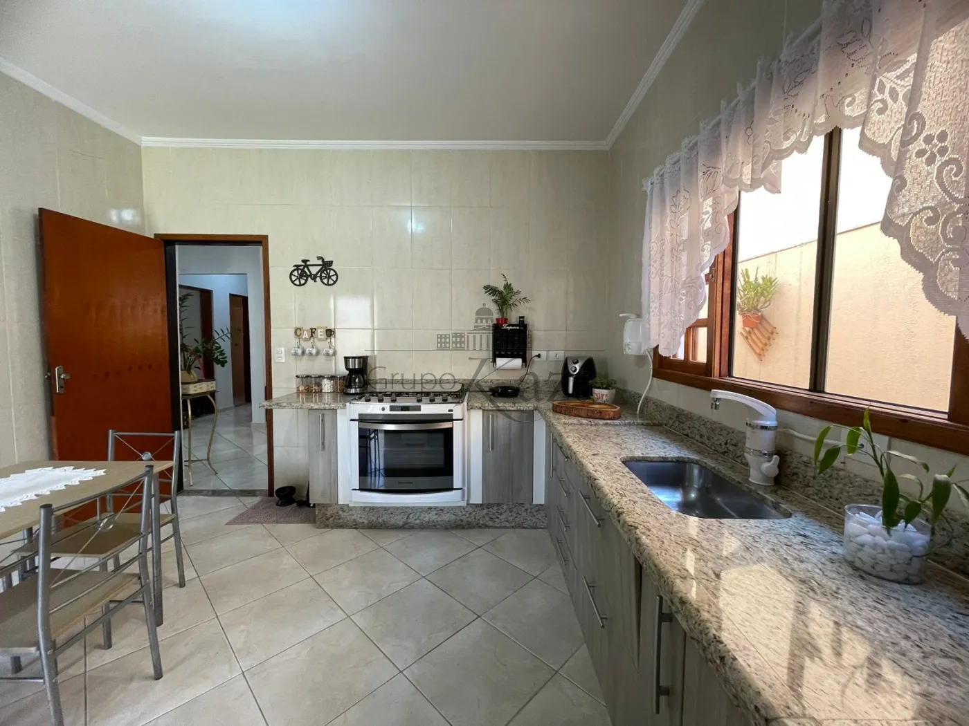 Foto 7 de Casa Térrea em Jardim Siesta, Jacareí - imagem 7
