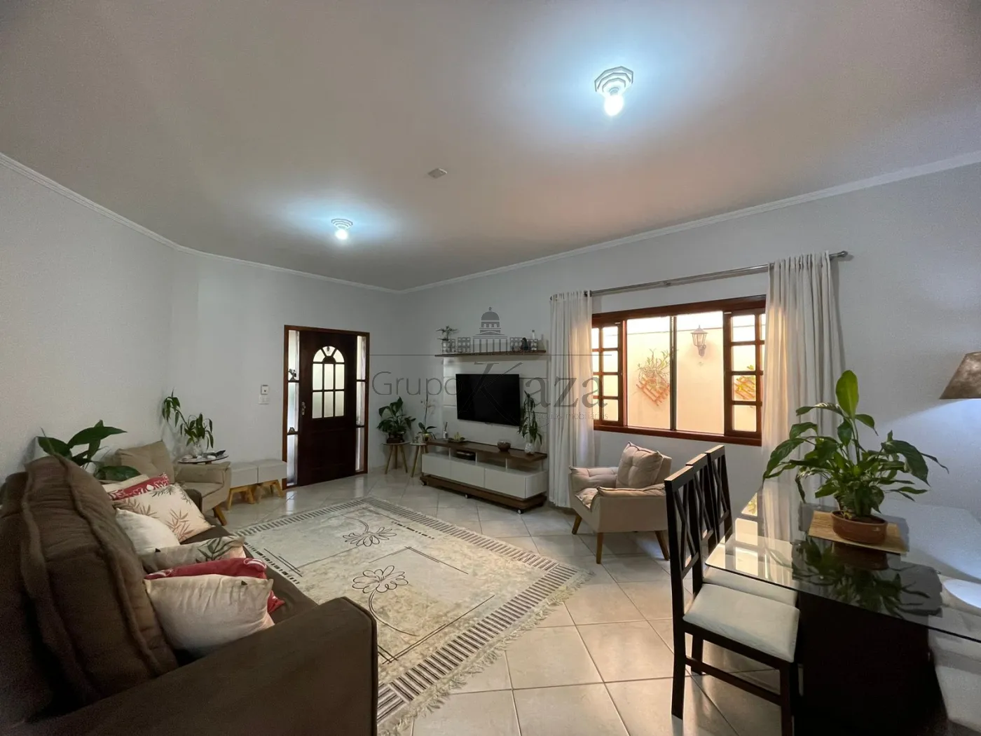 Foto 2 de Casa Térrea em Jardim Siesta, Jacareí - imagem 2