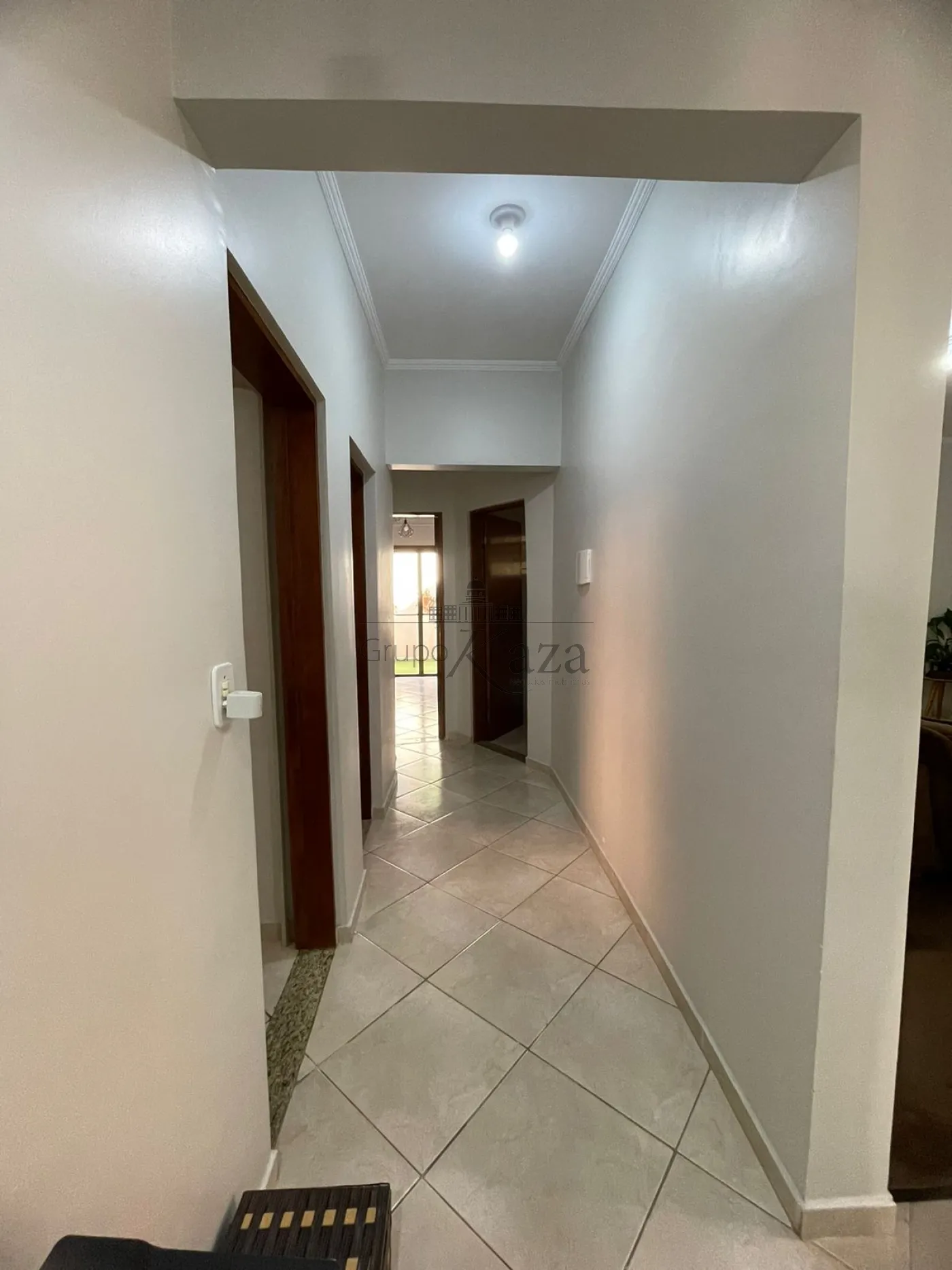 Foto 19 de Casa Térrea em Jardim Siesta, Jacareí - imagem 19