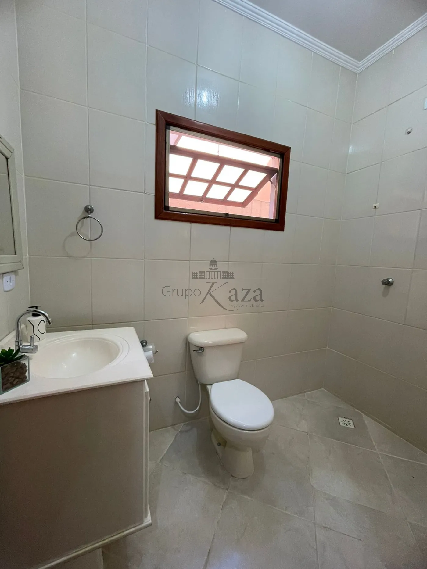 Foto 28 de Casa Térrea em Jardim Siesta, Jacareí - imagem 28