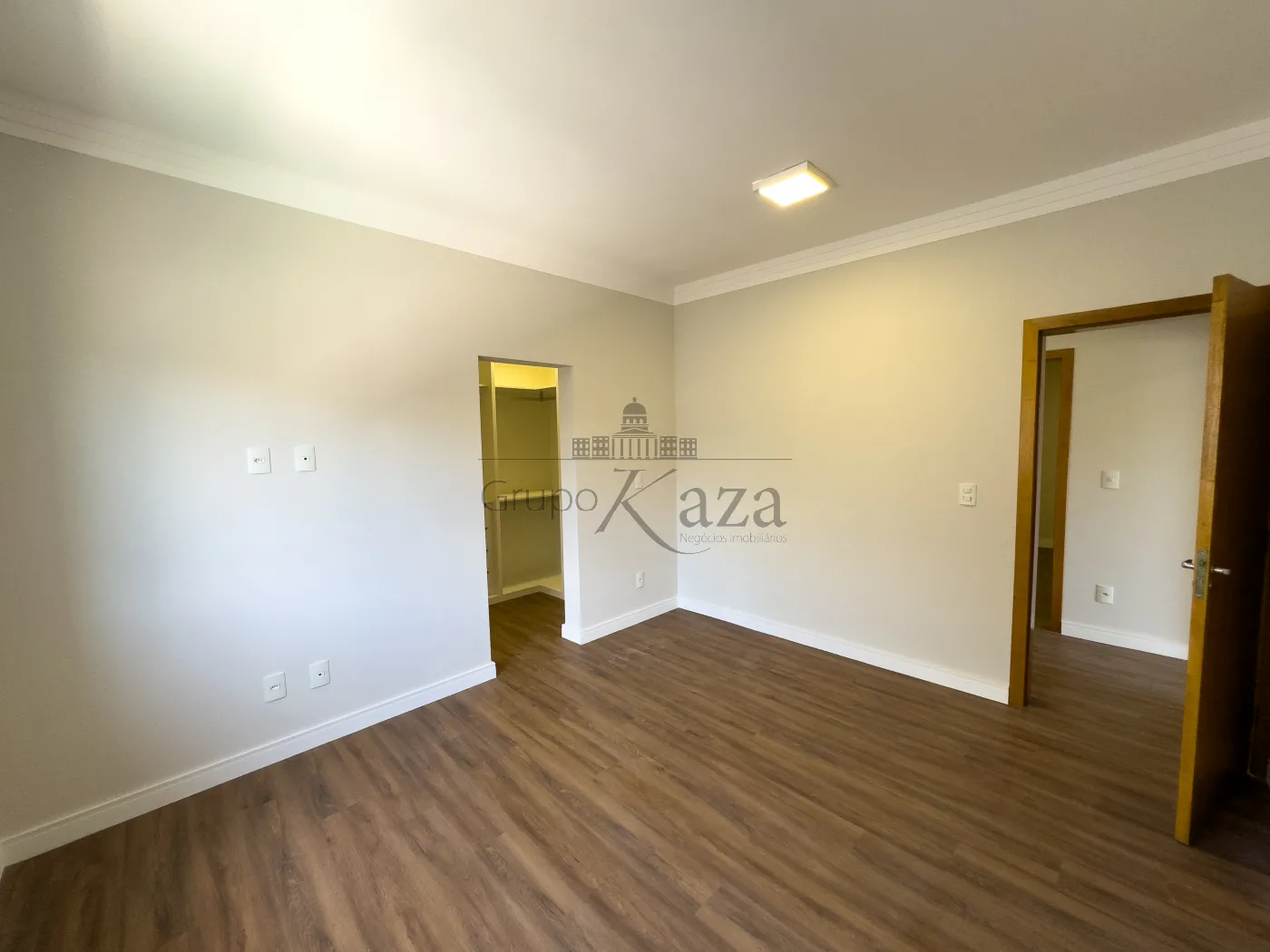 Foto 19 de Casa Condomínio em Jardim do Golfe, São José dos Campos - imagem 19