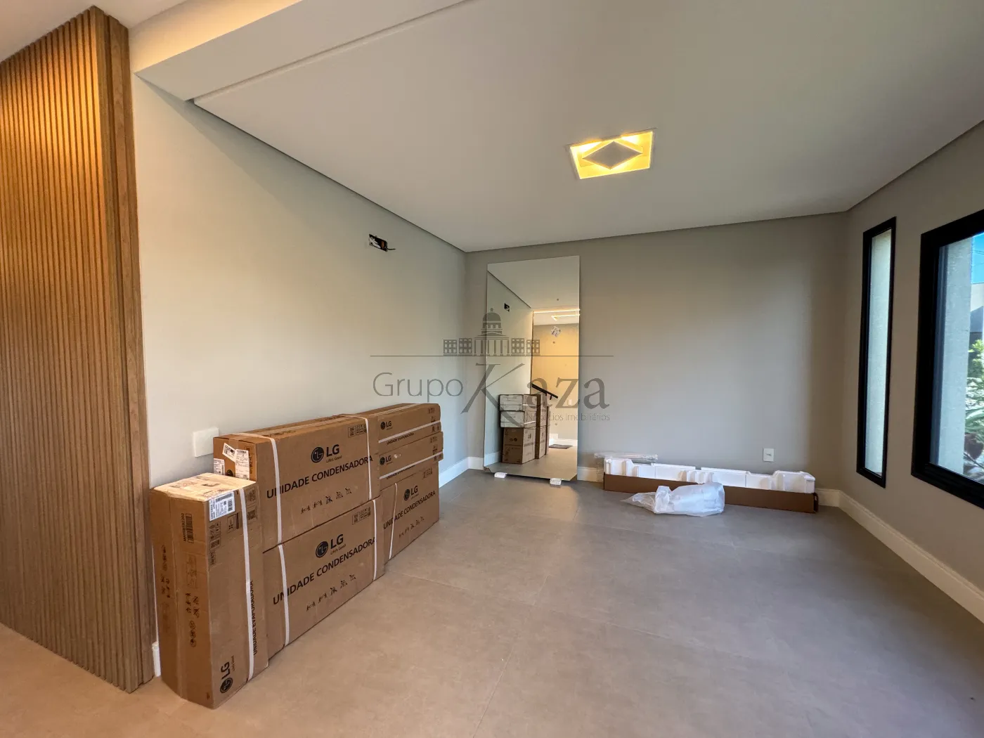 Foto 3 de Casa Condomínio em Jardim do Golfe, São José dos Campos - imagem 3