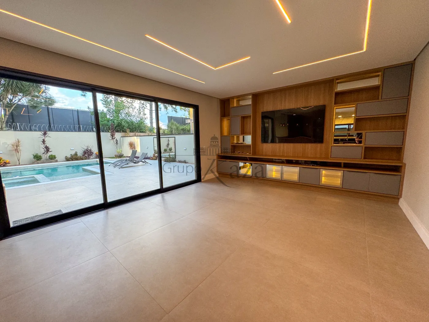 Foto 2 de Casa Condomínio em Jardim do Golfe, São José dos Campos - imagem 2