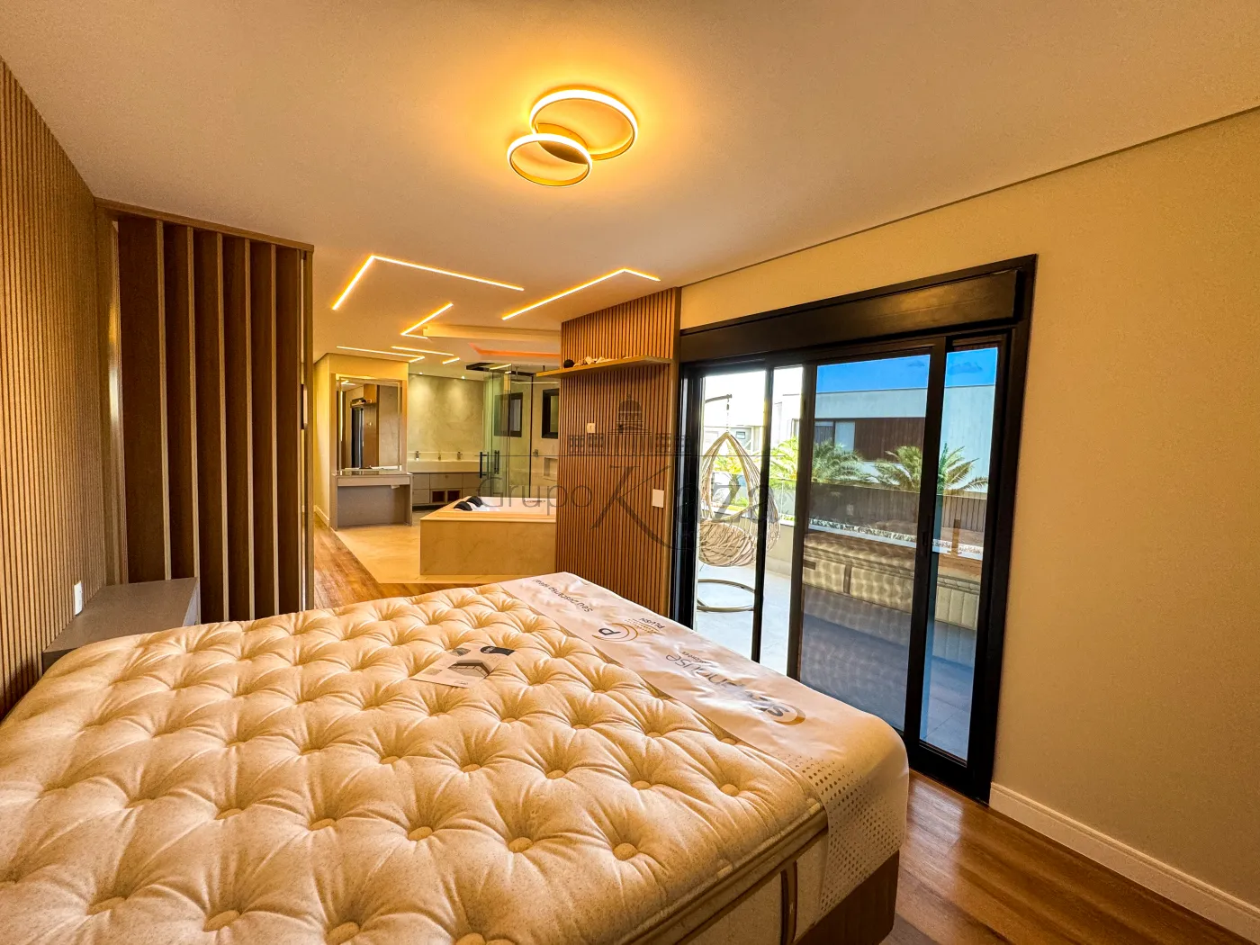 Foto 16 de Casa Condomínio em Jardim do Golfe, São José dos Campos - imagem 16