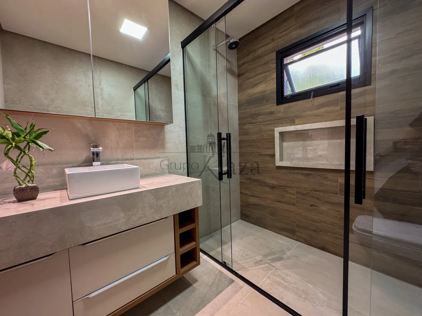 Foto 28 de Casa Condomínio em Jardim do Golfe, São José dos Campos - imagem 28