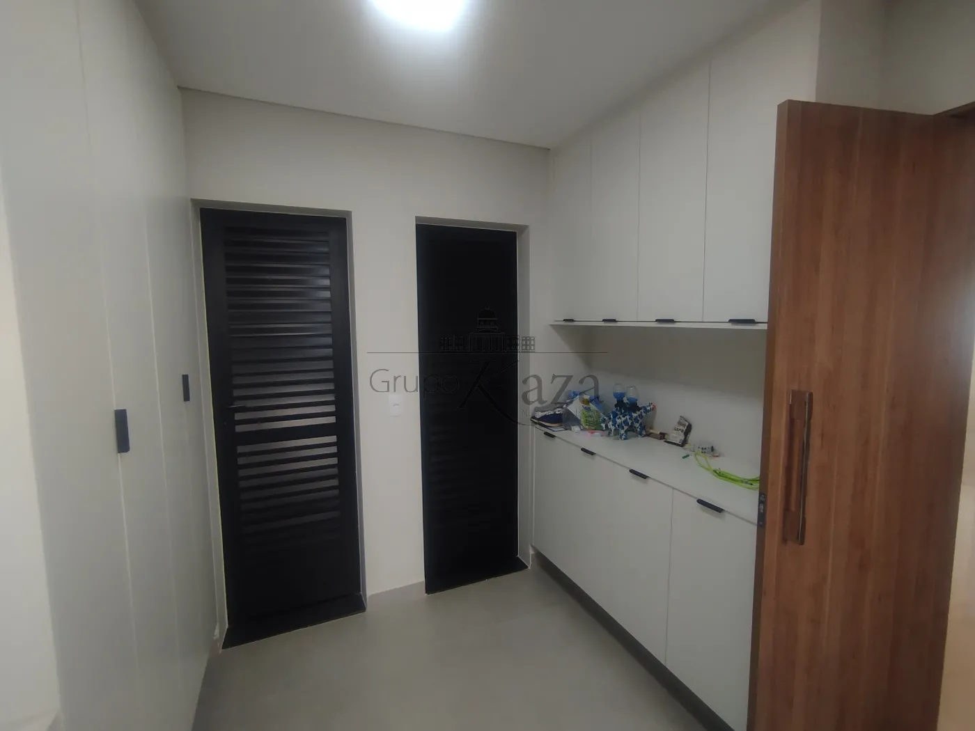 Foto 22 de Casa Condomínio em Jardim do Golfe, São José dos Campos - imagem 22