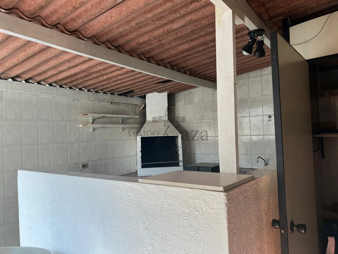 Foto 11 de Casa Comercial  Residencial em Jardim Oswaldo Cruz, São José dos Campos - imagem 11