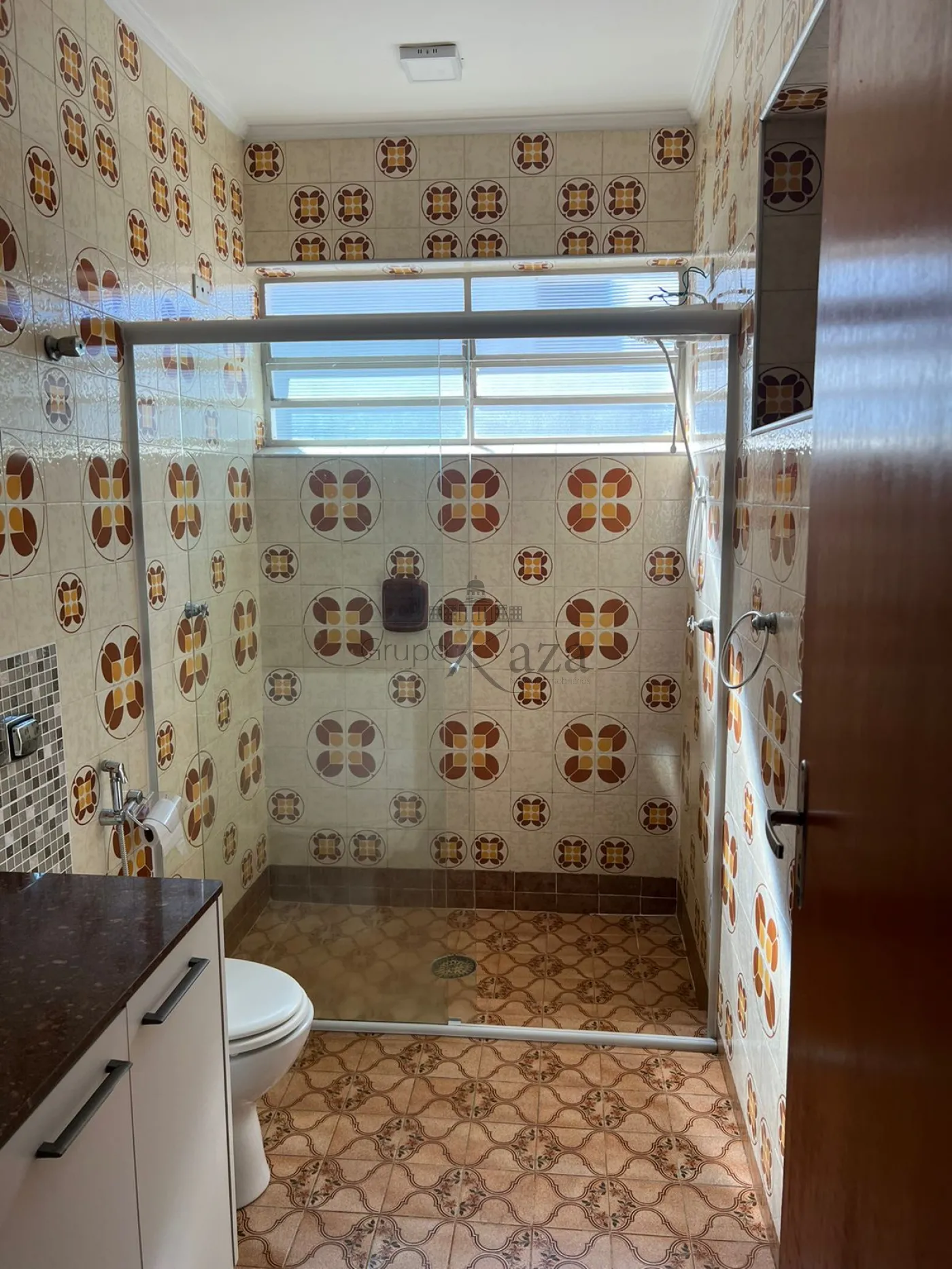 Foto 8 de Casa Comercial  Residencial em Jardim Oswaldo Cruz, São José dos Campos - imagem 8