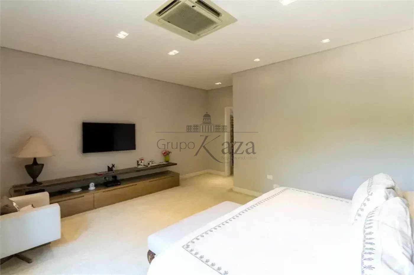 Foto 35 de Casa Padrão em Jardim Guedala, São Paulo - imagem 35