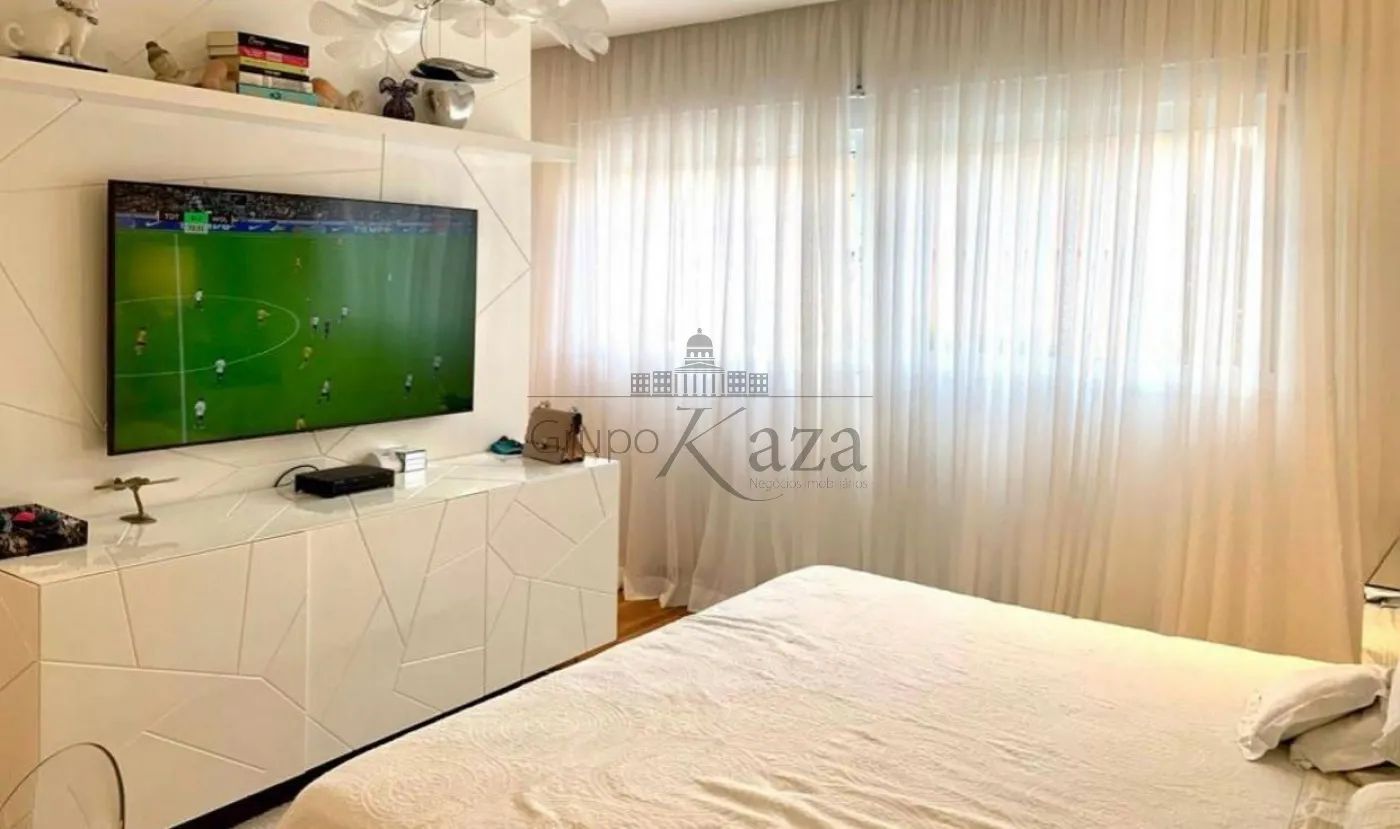 Foto 14 de Casa Padrão em Pacaembu, São Paulo - imagem 14