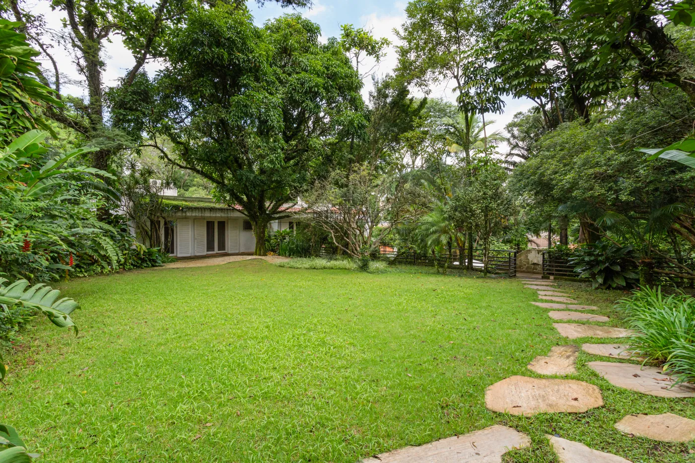 Foto 28 de Casa Padrão em Morumbi, São Paulo - imagem 28