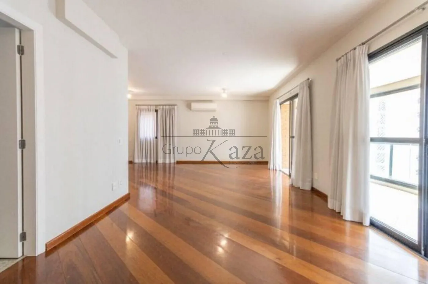 Foto 2 de Apartamento Padrão em Vila Uberabinha, São Paulo - imagem 2