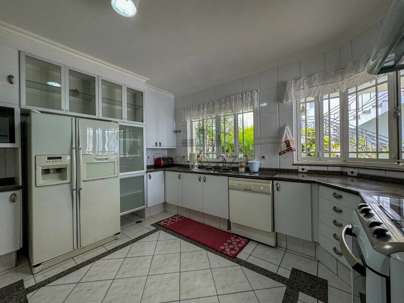 Foto 12 de Casa Condomínio em Jardim das Colinas, São José dos Campos - imagem 12