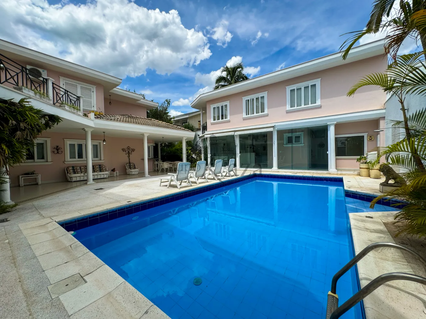 Foto 2 de Casa Condomínio em Jardim das Colinas, São José dos Campos - imagem 2