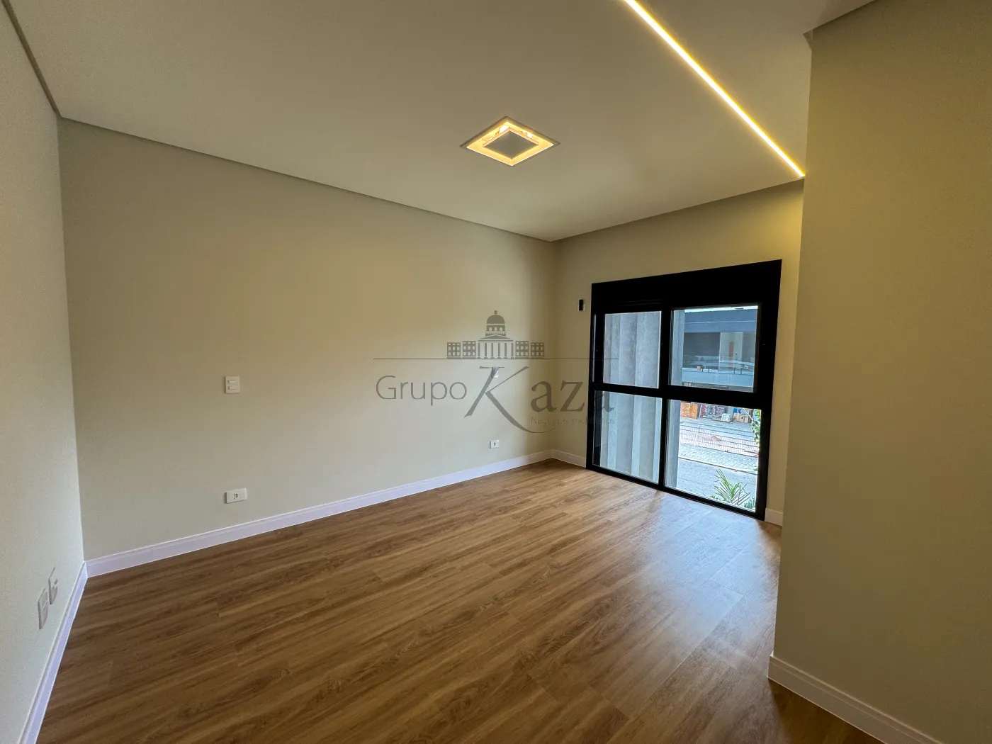 Foto 30 de Casa Condomínio em Jardim do Golfe, São José dos Campos - imagem 30