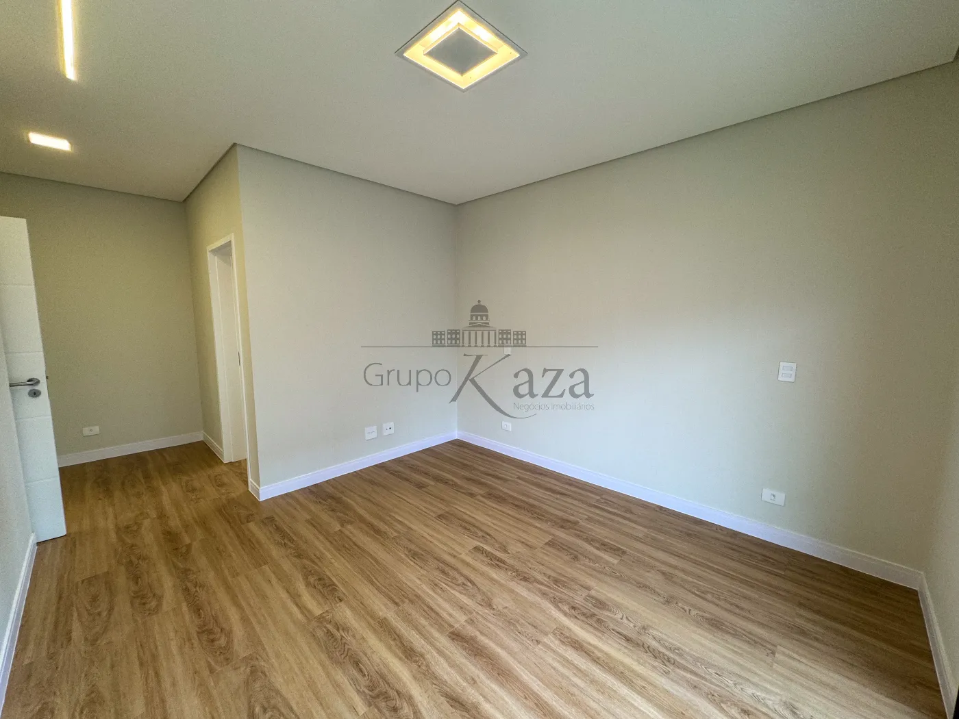 Foto 42 de Casa Condomínio em Jardim do Golfe, São José dos Campos - imagem 42