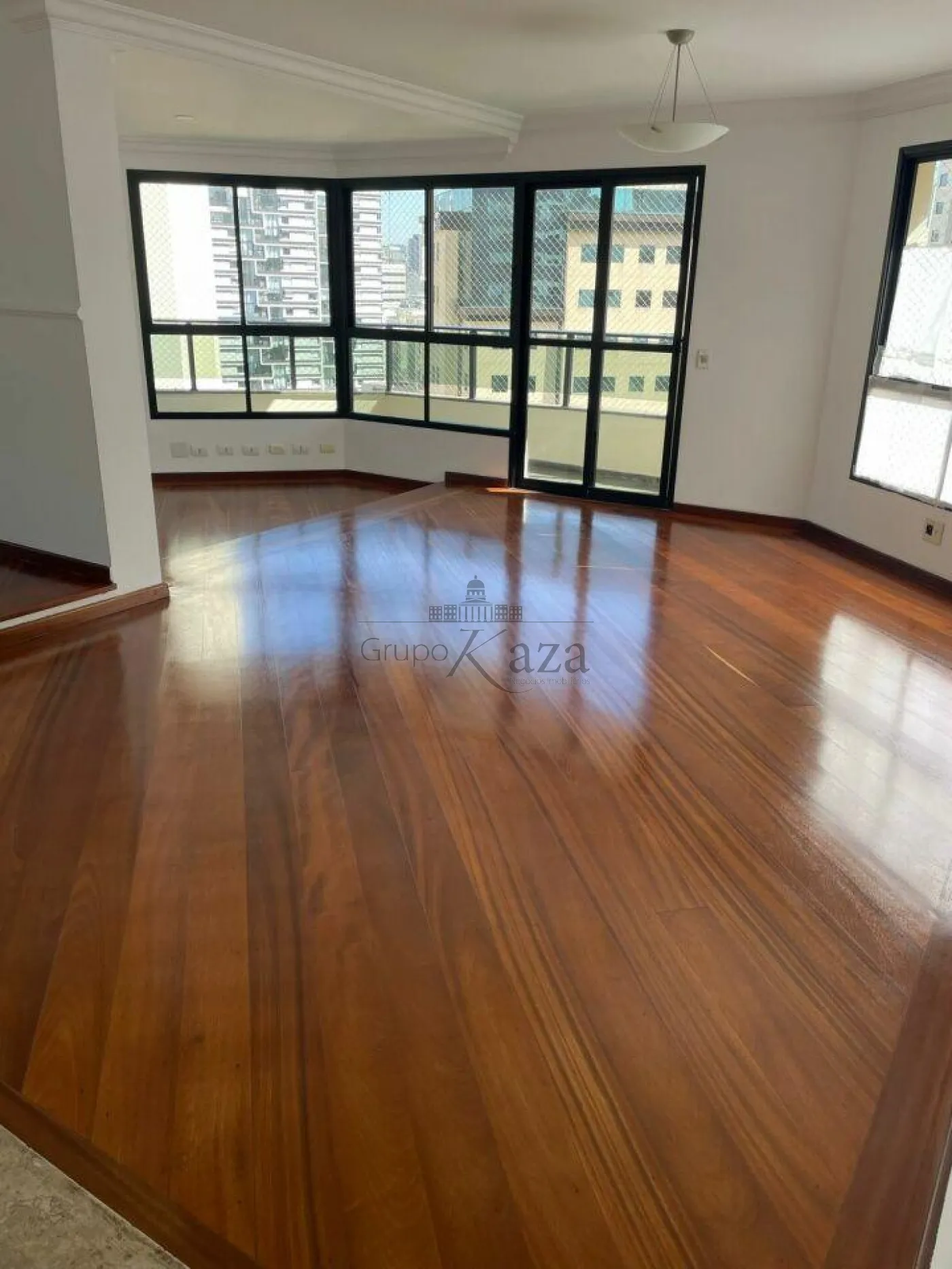 Foto 1 de Apartamento Padrão em Vila Uberabinha, São Paulo - imagem 1