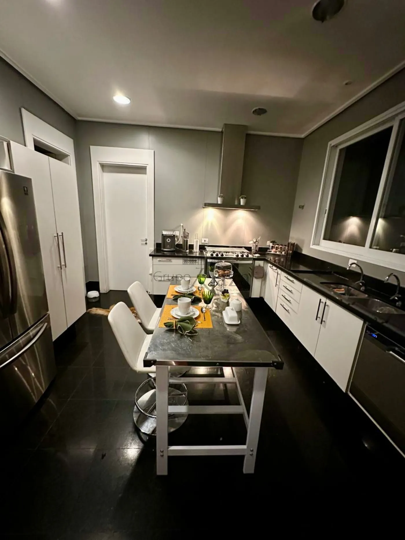 Foto 5 de Casa De Rua Fechada em Cidade Jardim, São Paulo - imagem 5