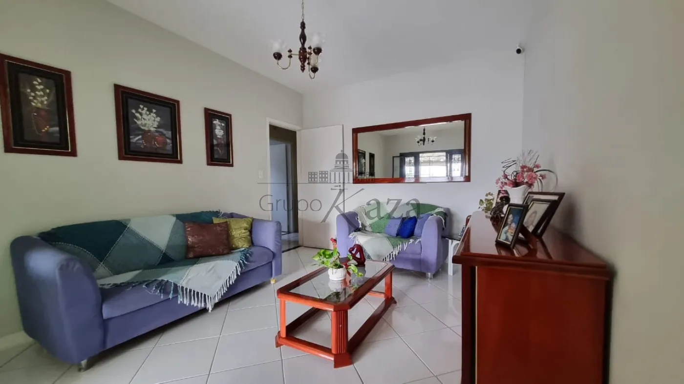 Foto 1 de Casa Padrão em Bosque dos Eucaliptos, São José dos Campos - imagem 1