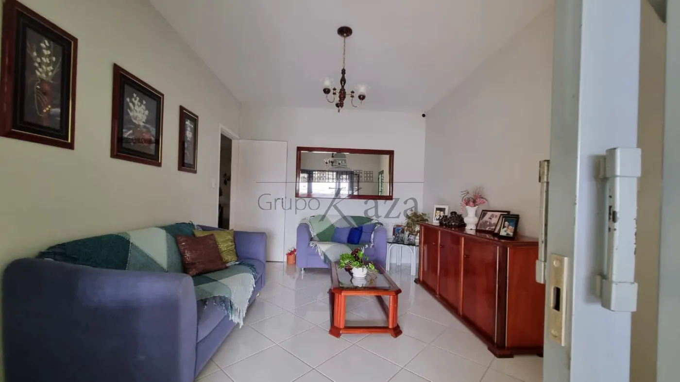 Foto 2 de Casa Padrão em Bosque dos Eucaliptos, São José dos Campos - imagem 2