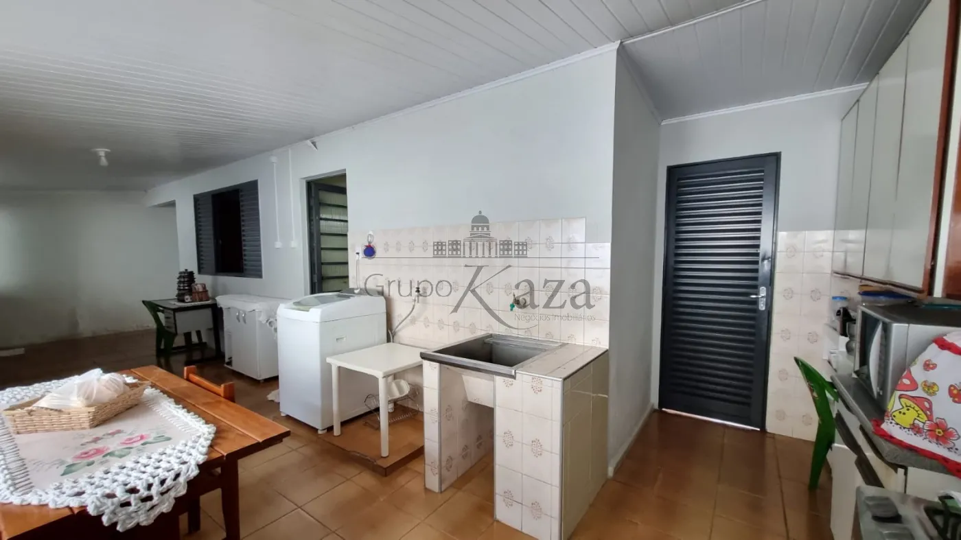 Foto 9 de Casa Padrão em Bosque dos Eucaliptos, São José dos Campos - imagem 9